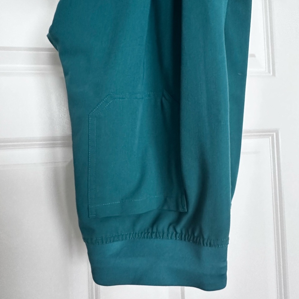 Figs Hunter Green Basic Scrub Pants - image 2